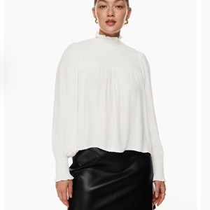 Wilfred Aritzia white long sleeved blouse